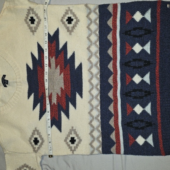 American Eagle Outfitters Cream and Navy Patterned Sweater - Picture 7 of 8